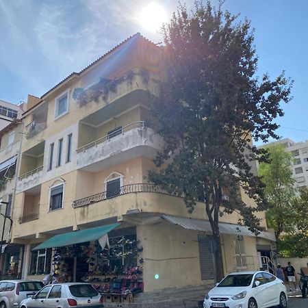 Lovely 2-Bedroom With Greenery View Durrës Esterno foto