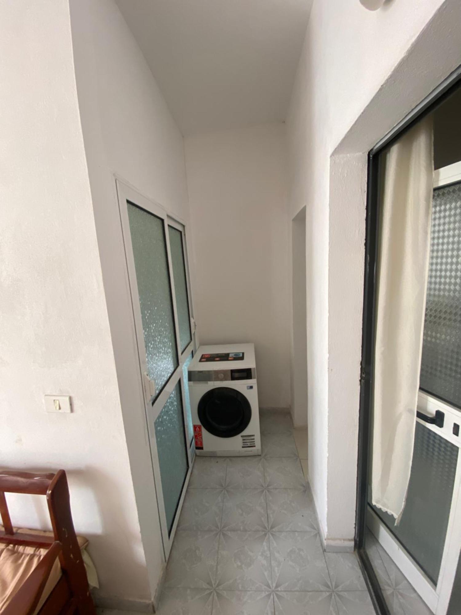 Lovely 2-Bedroom With Greenery View Durrës Esterno foto